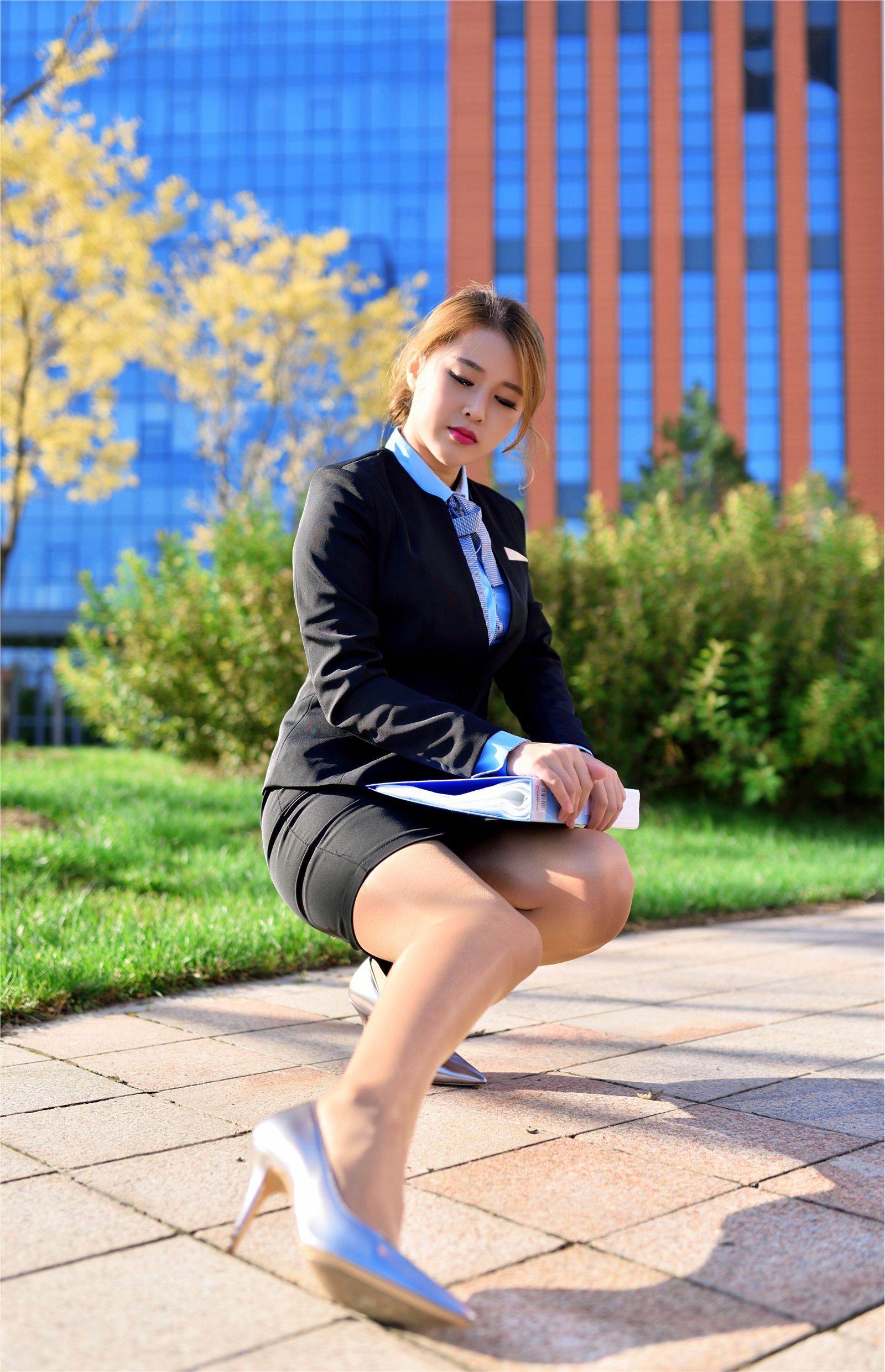 [DDY Pantyhose] NO.011期《秘書OL》出鏡 - 若兮